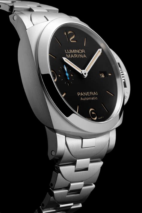 panerai luminor bracelet.